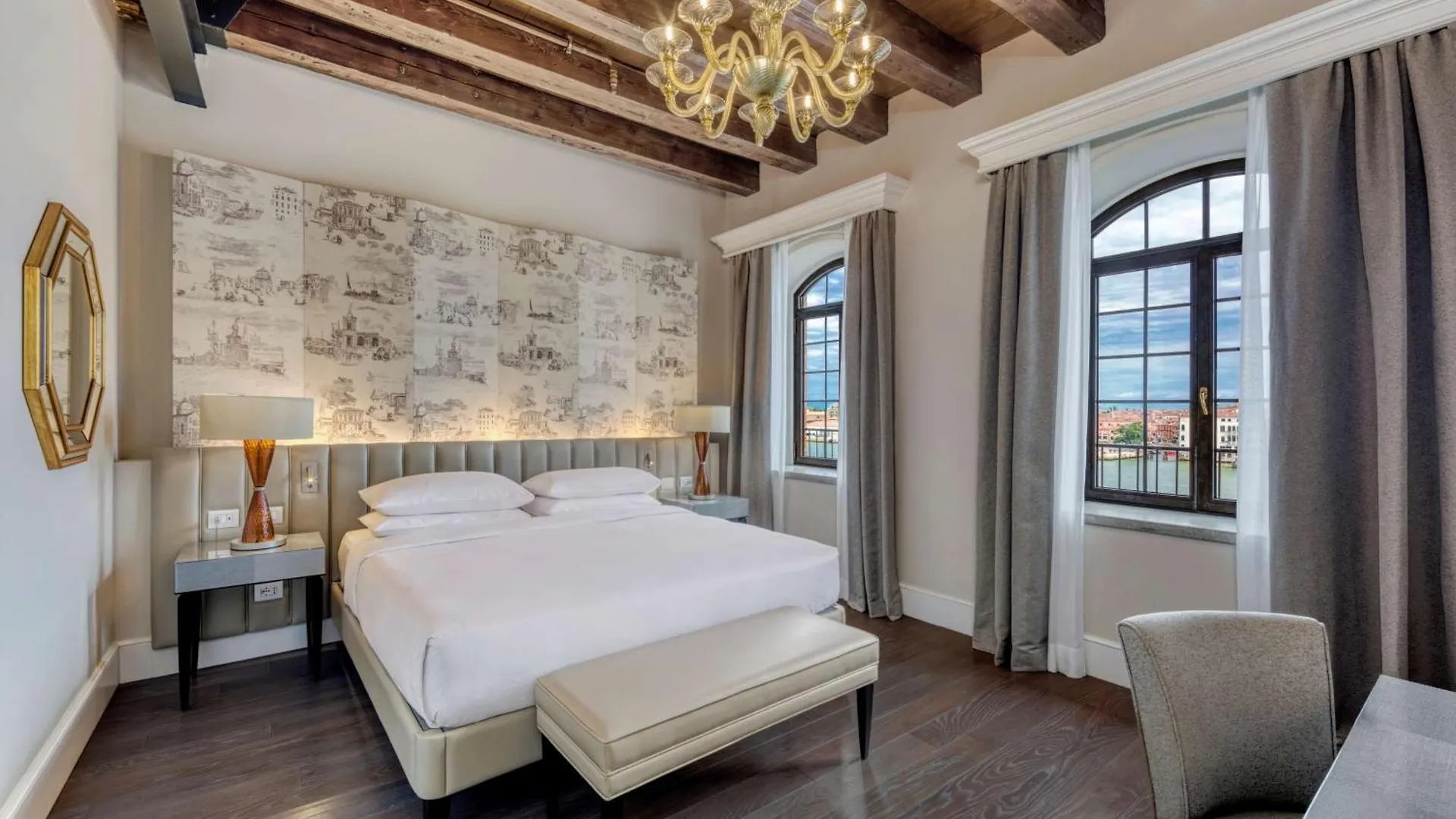 Hilton Molino Stucky Venedig 5*,