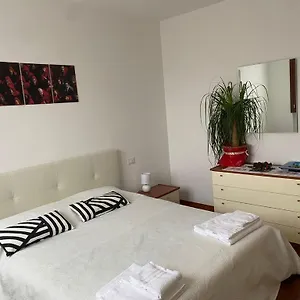 https://bella-ciao-airport-apartment.it-lombardy.com