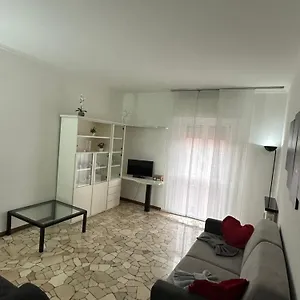 https://orchidea-apartment-lecco.it-lombardy.com